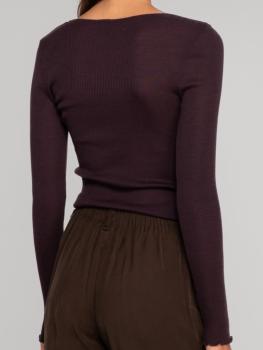 Pull basique décolleté dentelle