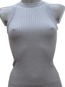 Débardeur laine et soie maille texturée emmanchure américaine